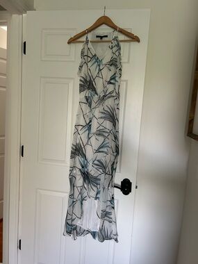 White House Black Market White V-Neck Cinch Waist Dress Size 0P
